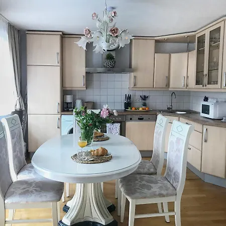 Апартаменты Golden Gapa Central Holiday House 14 *