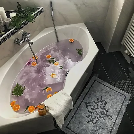 Golden Gapa Central Holiday House 14 * גרמיש-פרטנקירכן