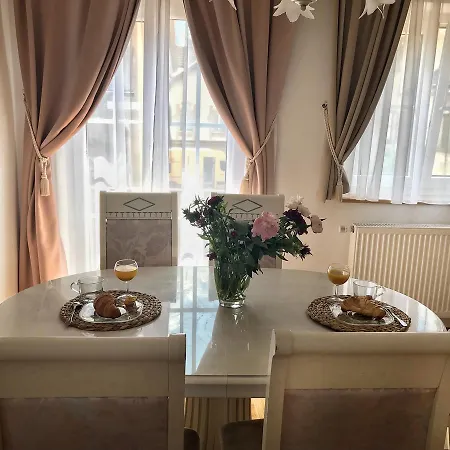 Golden Gapa Central Holiday House 14 דירה *